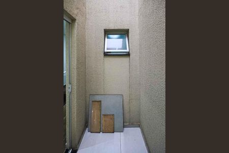 Casa à venda com 130m², 2 quartos e 3 vagas Casa à venda com 130m², 2 quartos e 3 vagasJardim de inverno/Quarto