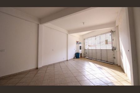 Casa à venda com 130m², 2 quartos e 3 vagasÁrea comum