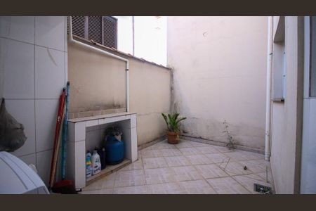 Casa à venda com 130m², 2 quartos e 3 vagasÁrea comum
