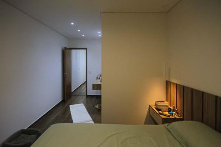 Casa à venda com 130m², 2 quartos e 3 vagas Casa à venda com 130m², 2 quartos e 3 vagasSuite