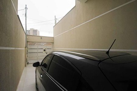 Casa à venda com 130m², 2 quartos e 3 vagas Casa à venda com 130m², 2 quartos e 3 vagasGaragem