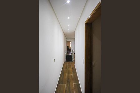 Casa à venda com 130m², 2 quartos e 3 vagas Casa à venda com 130m², 2 quartos e 3 vagasCorredor dos Quarto