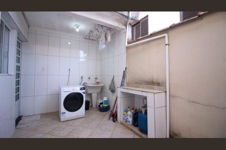 Casa à venda com 130m², 2 quartos e 3 vagasÁrea de Serviço