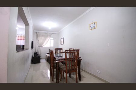 Casa à venda com 130m², 2 quartos e 3 vagasSala