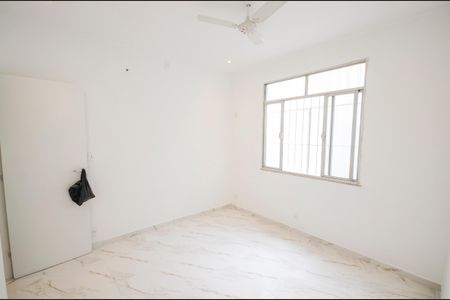 Apartamento à venda com 120m², 2 quartos e 1 vagaSuíte