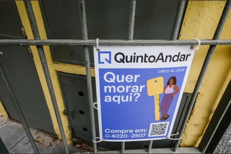 Apartamento à venda com 120m², 2 quartos e 1 vagaPlaquinha