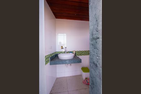 Casa para alugar com 500m², 6 quartos e 4 vagasLavabo da piscina