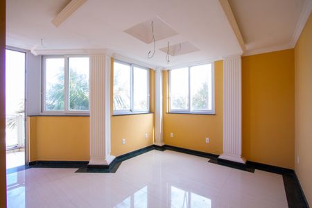 Casa para alugar com 500m², 6 quartos e 4 vagasSala 2