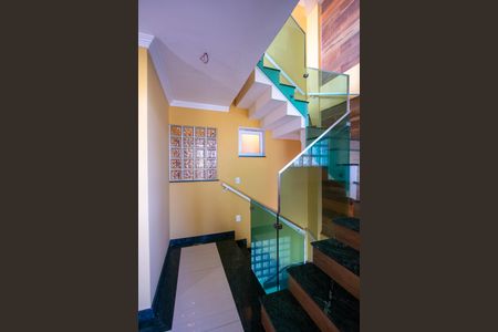 Casa para alugar com 500m², 6 quartos e 4 vagasCorredor