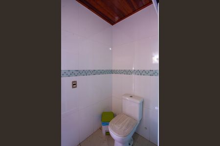 Casa para alugar com 500m², 6 quartos e 4 vagasBanheiro externo 1