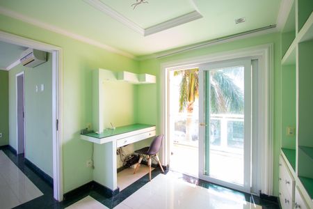 Casa para alugar com 500m², 6 quartos e 4 vagasCloset da suíte 1