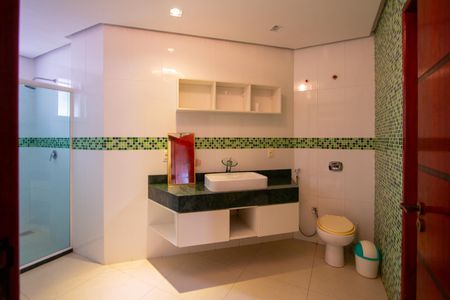Casa para alugar com 500m², 6 quartos e 4 vagasBanheiro da Suíte 3