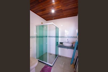 Casa para alugar com 500m², 6 quartos e 4 vagasBanheiro externo 1