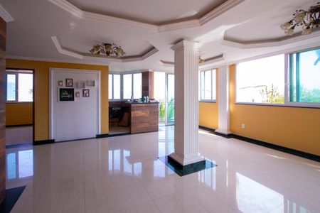 Casa para alugar com 500m², 6 quartos e 4 vagasSala 1