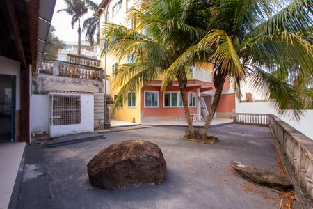 Casa para alugar com 500m², 6 quartos e 4 vagasQuintal