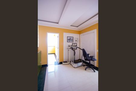 Casa para alugar com 500m², 6 quartos e 4 vagasCorredor