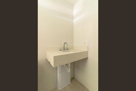 Apartamento à venda com 149m², 3 quartos e 2 vagas Apartamento à venda com 149m², 3 quartos e 2 vagasBanheiro da Suíte 2