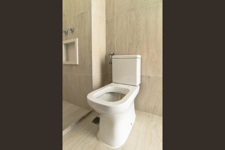 Apartamento à venda com 149m², 3 quartos e 2 vagas Apartamento à venda com 149m², 3 quartos e 2 vagasBanheiro da Suíte 1