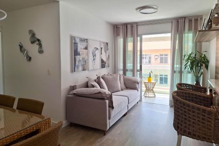 Apartamento à venda com 94m², 3 quartos e 2 vagas Apartamento à venda com 94m², 3 quartos e 2 vagasSala