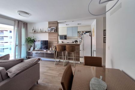 Apartamento à venda com 94m², 3 quartos e 2 vagas Apartamento à venda com 94m², 3 quartos e 2 vagasSala