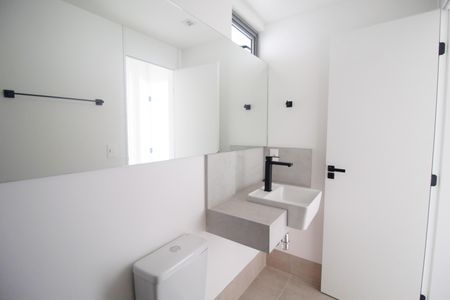 Apartamento à venda com 46m², 1 quarto e 1 vaga Apartamento à venda com 46m², 1 quarto e 1 vagaBanheiro