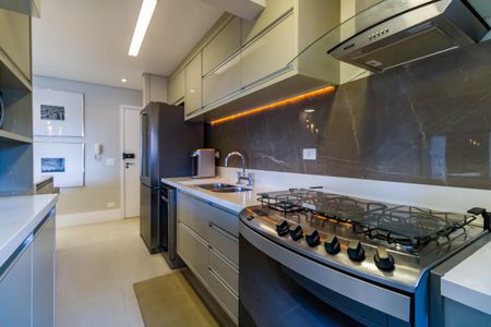 Apartamento à venda com 93m², 2 quartos e 2 vagasCozinha