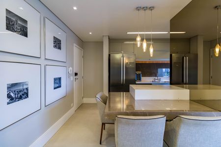 Apartamento à venda com 93m², 2 quartos e 2 vagasCozinha