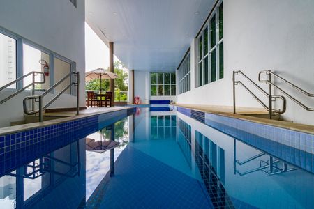 Apartamento à venda com 93m², 2 quartos e 2 vagasÁrea comum - Piscina