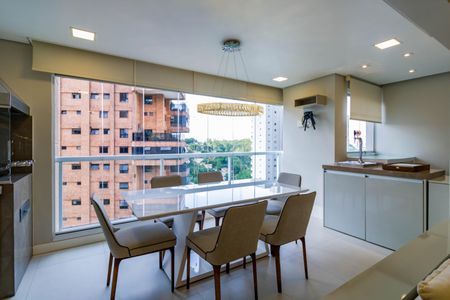 Apartamento à venda com 93m², 2 quartos e 2 vagasVaranda gourmet