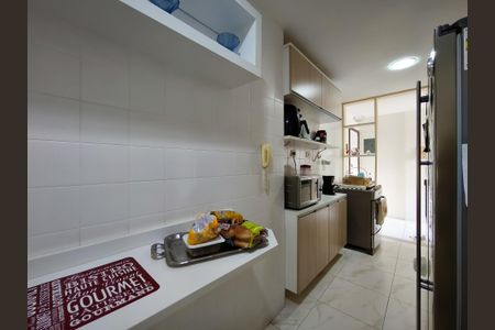 Apartamento à venda com 105m², 3 quartos e 2 vagasCozinha