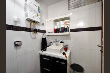 Apartamento à venda com 105m², 3 quartos e 2 vagasBanheiro da Suíte
