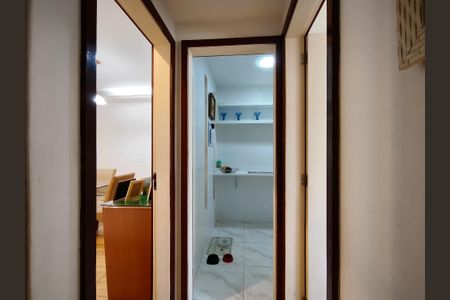 Apartamento à venda com 105m², 3 quartos e 2 vagasCorredor