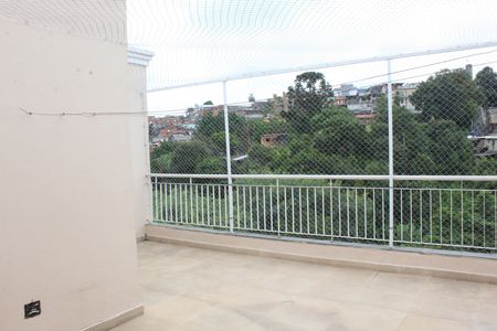 Apartamento para alugar com 100m², 3 quartos e 1 vagaVaranda