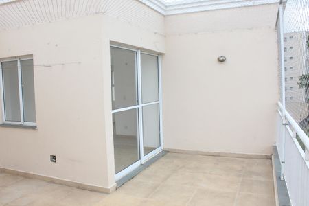 Apartamento para alugar com 100m², 3 quartos e 1 vagaVaranda