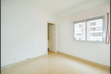 Apartamento à venda com 75m², 2 quartos e 1 vaga