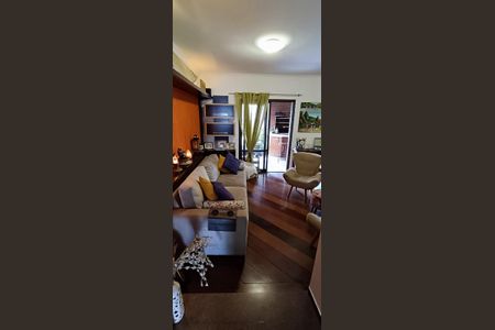 Apartamento à venda com 216m², 4 quartos e 3 vagas Apartamento à venda com 216m², 4 quartos e 3 vagasSala