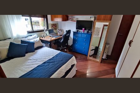 Apartamento à venda com 216m², 4 quartos e 3 vagas Apartamento à venda com 216m², 4 quartos e 3 vagasSuíte 2