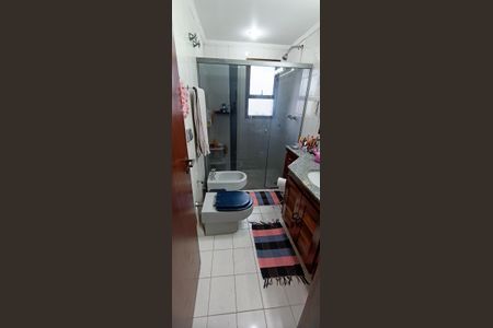 Apartamento à venda com 216m², 4 quartos e 3 vagas Apartamento à venda com 216m², 4 quartos e 3 vagasBanheiro