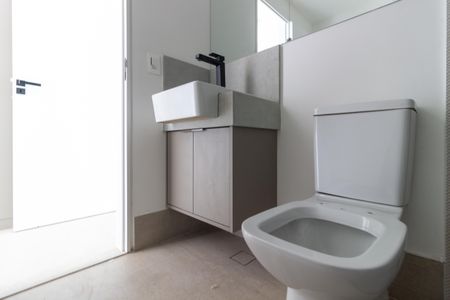Apartamento à venda com 93m², 2 quartos e 2 vagasBanheiro da Suíte 2