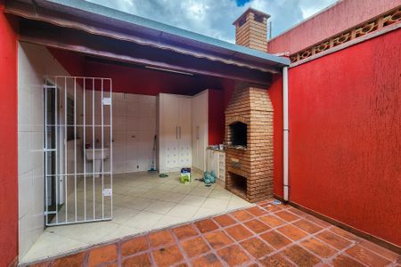 Casa à venda com 170m², 3 quartos e 4 vagasÁrea