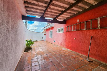 Casa à venda com 170m², 3 quartos e 4 vagasGaragem