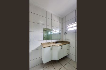 Casa à venda com 170m², 3 quartos e 4 vagasBanheiro 1