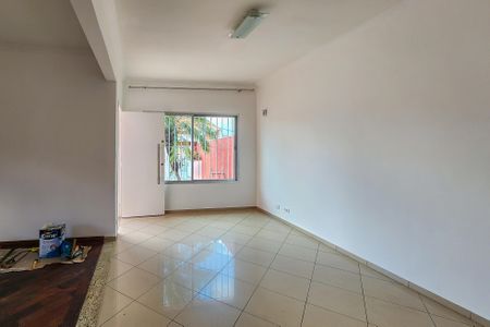Casa à venda com 170m², 3 quartos e 4 vagasSala