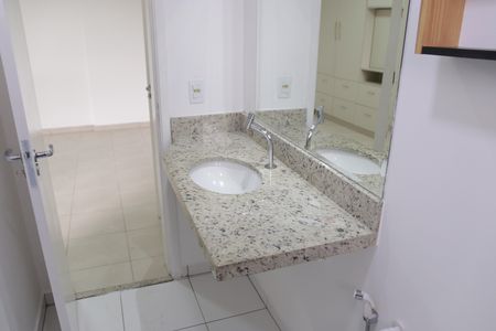 Apartamento para alugar com 80m², 3 quartos e 2 vagasBanheiro da Suíte