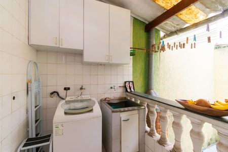 Casa à venda com 250m², 3 quartos e 5 vagasÁrea de serviço