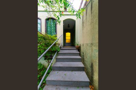 Casa à venda com 250m², 3 quartos e 5 vagasEntrada