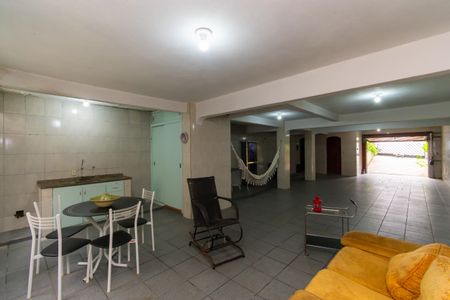 Casa à venda com 250m², 3 quartos e 5 vagasGaragem