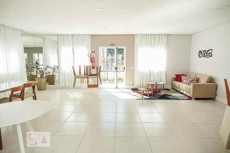Apartamento à venda com 44m², 2 quartos e sem vagaÁrea comum