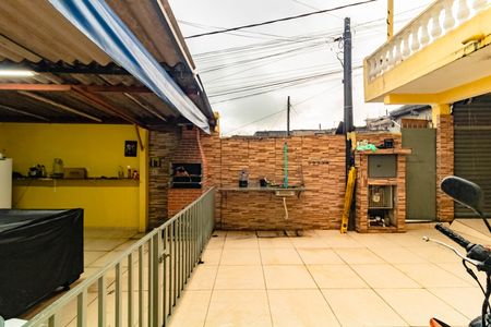 Casa à venda com 95m², 4 quartos e 4 vagas Casa à venda com 95m², 4 quartos e 4 vagasVaranda da Sala