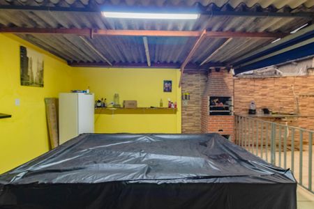 Casa à venda com 95m², 4 quartos e 4 vagas Casa à venda com 95m², 4 quartos e 4 vagasChurrasqueira